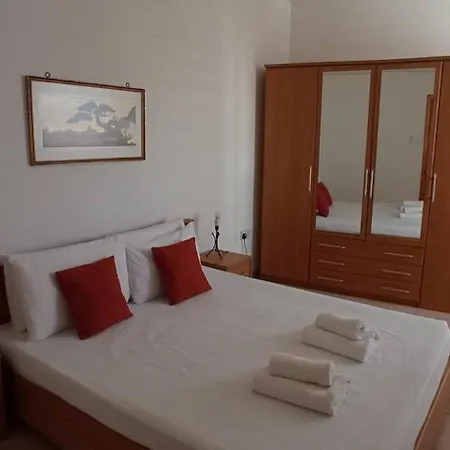 Lägenhet Peaceful 2 Bedrooms By Homely